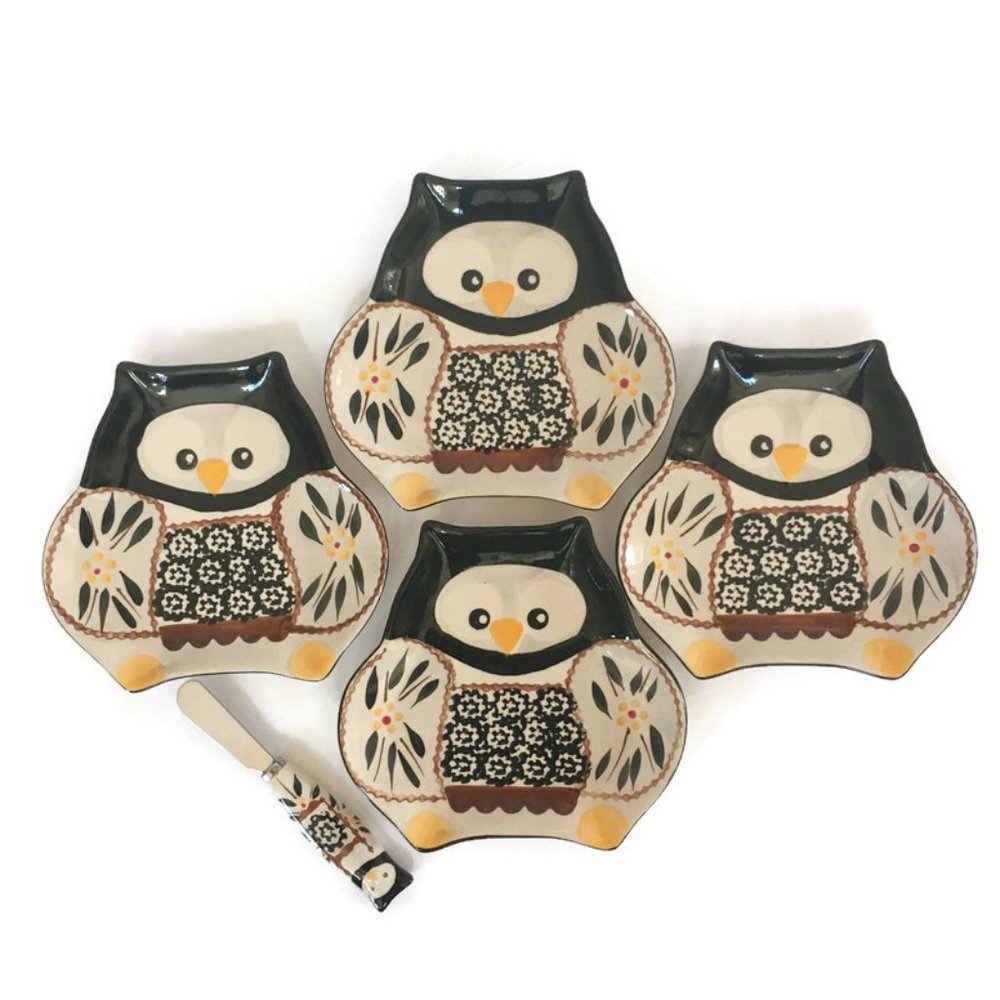 Tempations Ovenware Old World Owl 6" Plates Knife